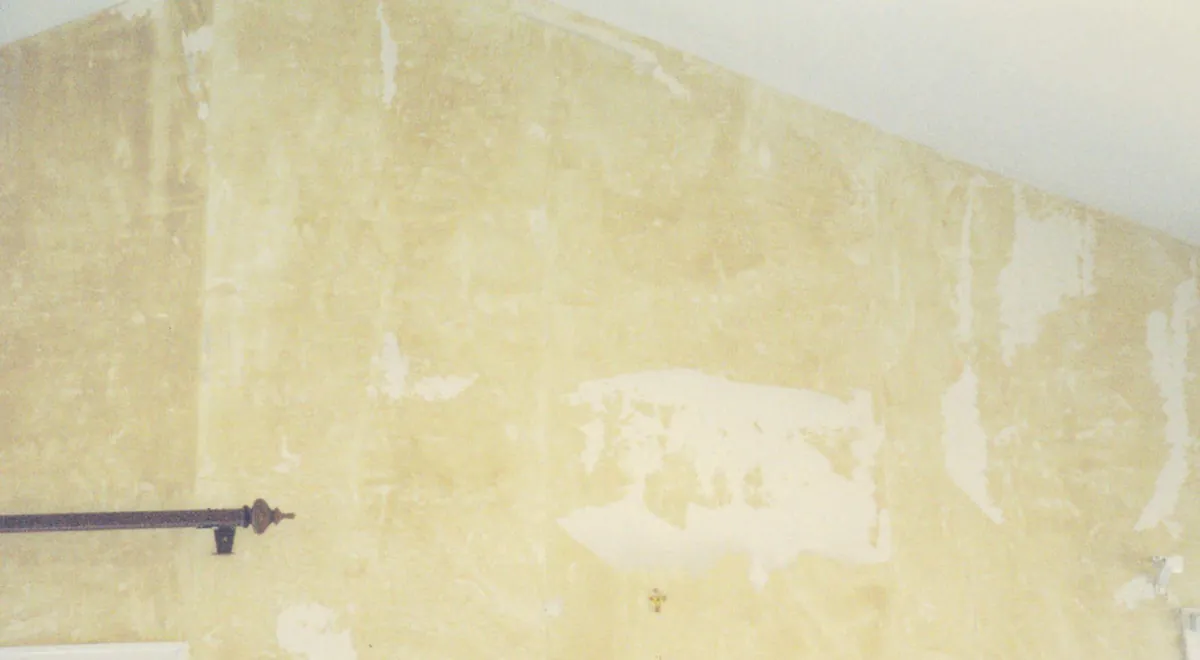Wallpaper removal and repaint — before